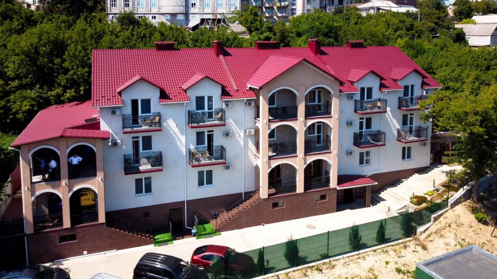 Готель River House Umanʼ Exteriér fotografie